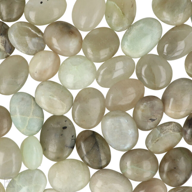 green-moonstone-sackstones-madagaskar-zoom