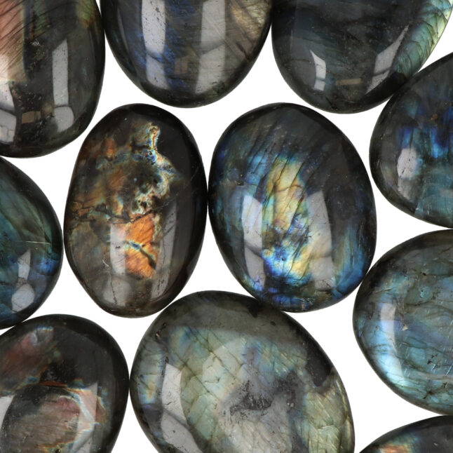 labradorite handstones-madagascar-zoom