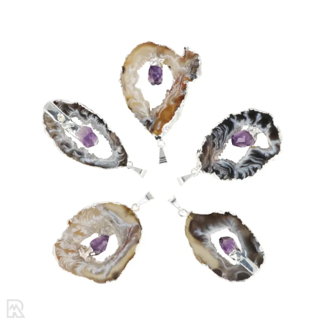 Agaat geode hanger met staande Amethist | Verzilverd