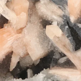Chalcedoon met Stilbiet uit India met artikelnummer 18592