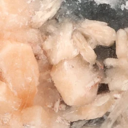 Chalcedoon met Stilbiet uit India met artikelnummer 18599