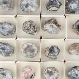 Chalcedoon Geodes Verkoopdoos uit Mexico met artikelnummer 18756