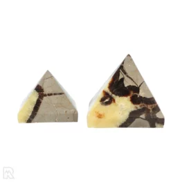Septarie Piramides uit Madagaskar met artikelnummer 19206