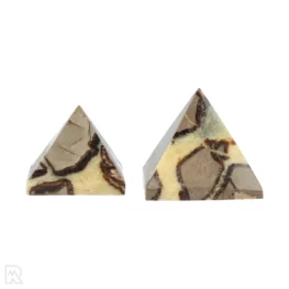 Septarie Piramides uit Madagaskar met artikelnummer 19208