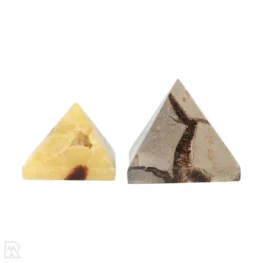Septarie Piramides uit Madagaskar met artikelnummer 19213