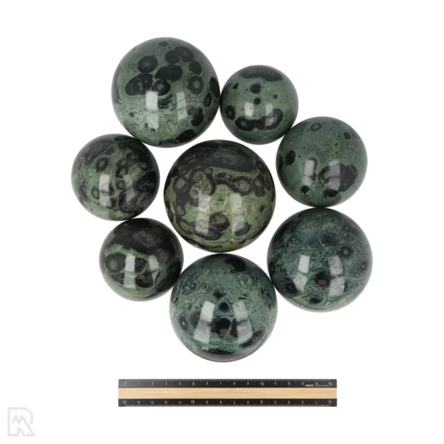 Kambaba Jaspis Bollen uit Madagaskar met artikelnummer 1026