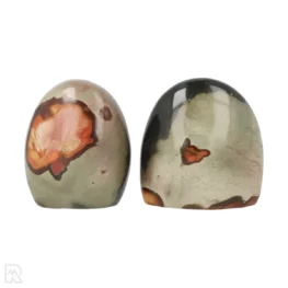 Polychrome Jaspisskulpturen aus Madagaskar mit der Artikelnummer 20032