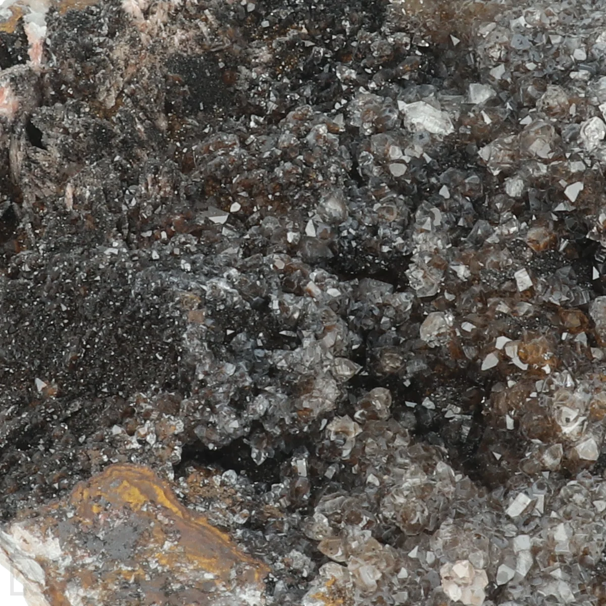 Manganiet met Kwarts 2 Manganit mit Quarz aus Marokko mit der Artikelnummer 20813