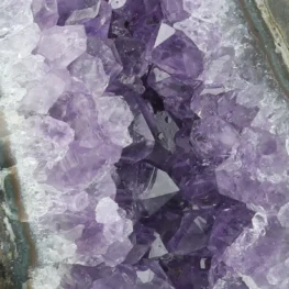 Amethist Cut-base uit Uruguay met artikelnummer 20823