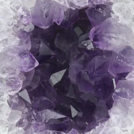 Amethist Cut-base uit Uruguay met artikelnummer 20826