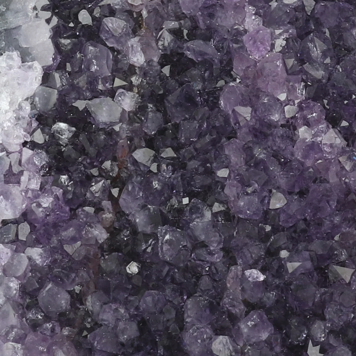 Amethist Cut-base 2 Amethist Cut-base uit Uruguay met artikelnummer 20829