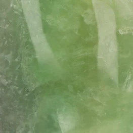 Groene Fluoriet Sculptuur uit Madagaskar met artikelnummer 21032