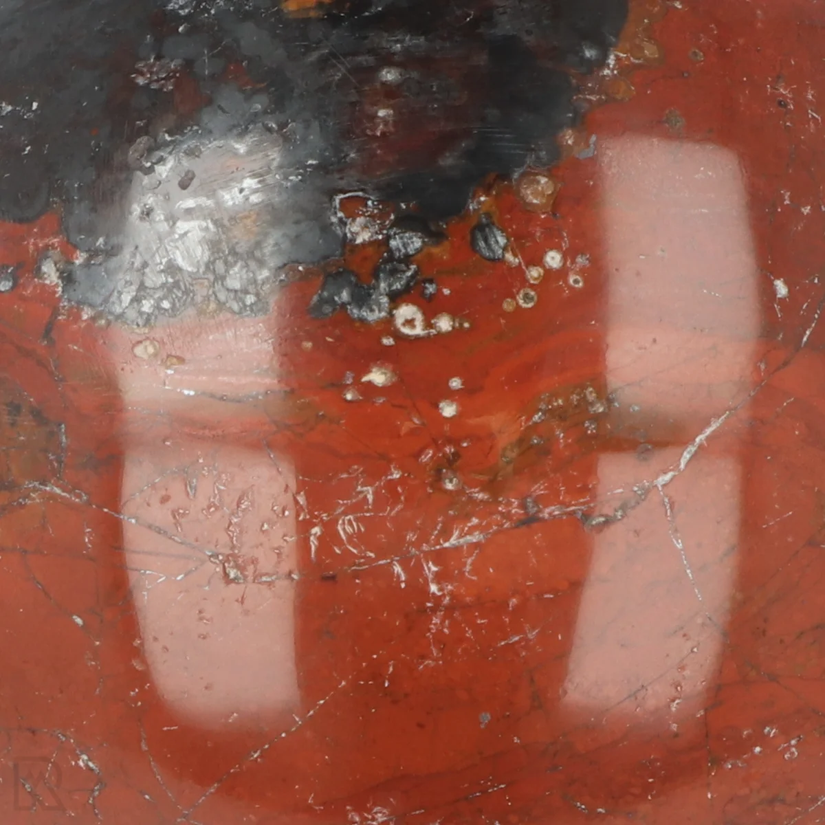 Rode Jaspis Bol 2 Rode Jaspis Bol uit Madagaskar met artikelnummer 21085