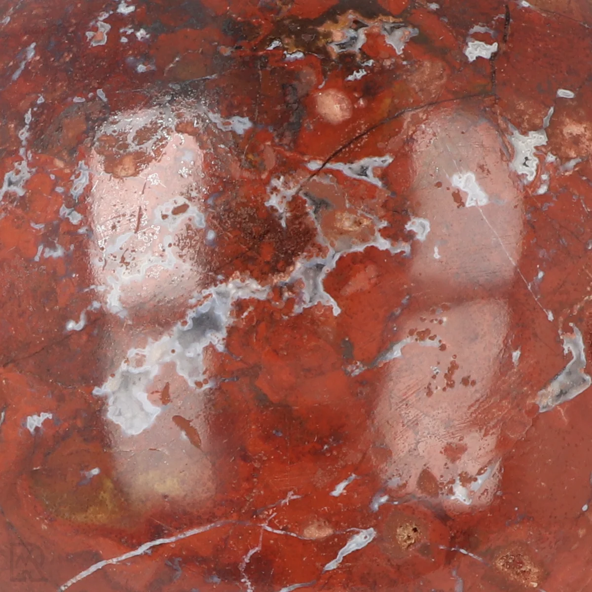 Rode Jaspis Bol 2 Rode Jaspis Bol uit Madagaskar met artikelnummer 21104