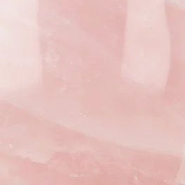 Rosenquarz einseitig geschliffen aus Madagaskar mit der Artikelnummer 21386