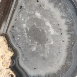 Agaat Geode Op Standaard uit Brazilië met artikelnummer 21455