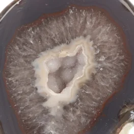 Agaat Geode Op Standaard uit Brazilië met artikelnummer 21463