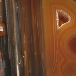 Agaat Geode op Standaard uit Brazilië met artikelnummer 21615