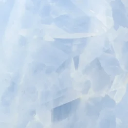 Blauwe Calciet Sculptuur uit Madagaskar met artikelnummer 21860