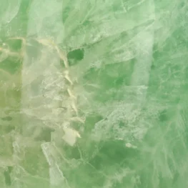 Groene Fluoriet Sculptuur uit Madagaskar met artikelnummer 21867