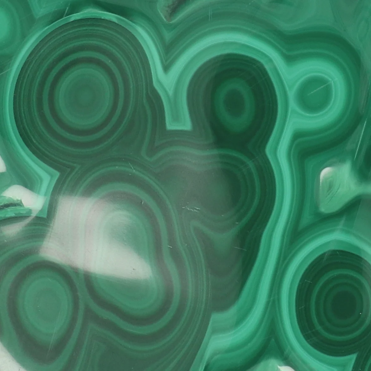 Malachiet Gepolijst 2 Malachiet Gepolijst uit Congo met artikelnummer 22129