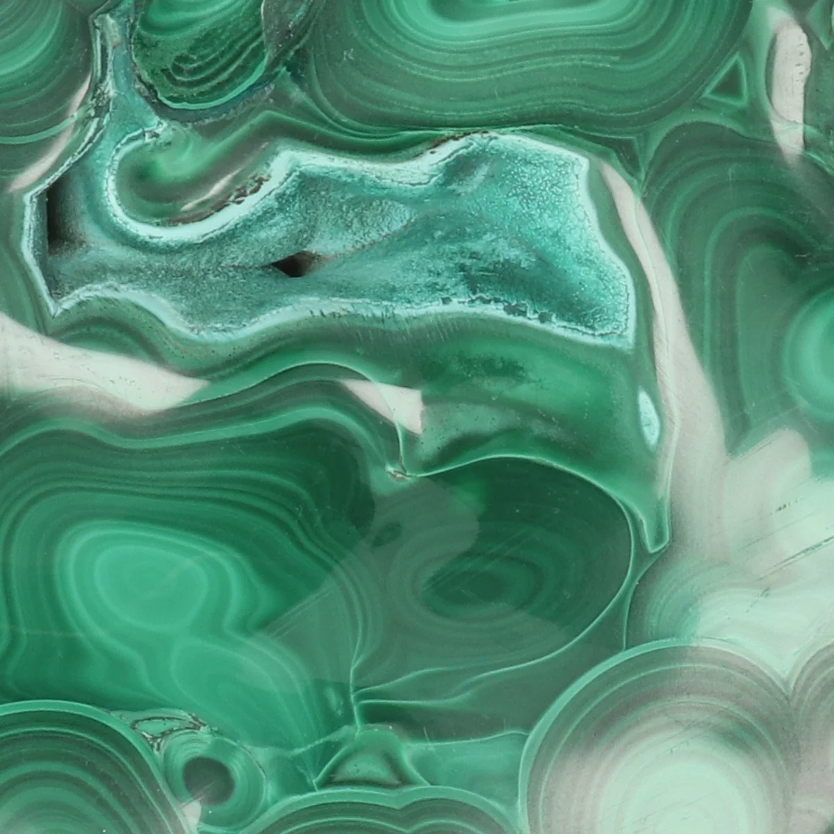 Malachiet Gepolijst 2 Malachiet Gepolijst uit Congo met artikelnummer 22138