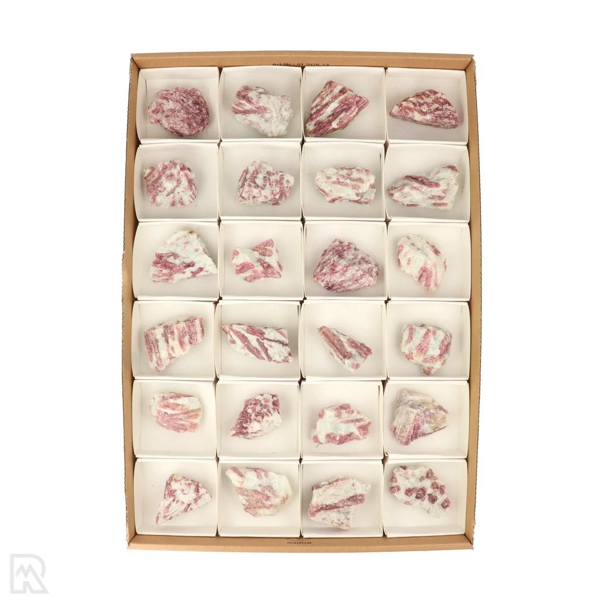 Roze Toermalijn in Albiet Verkoopdoos 1 Roze Toermalijn in Kwarts Verkoopdoos uit Braziliƫ met artikelnummer 22148