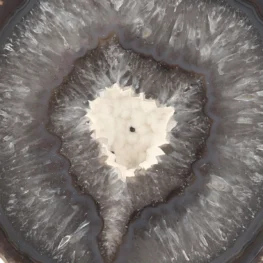 Agaat Geode Op Standaard uit Brazilië met artikelnummer 22384