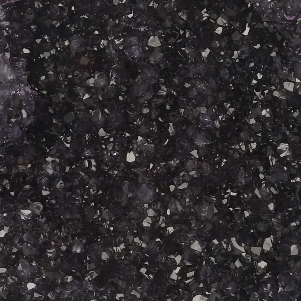 Amethist Cut-Base | Q Extra 2 Amethyst Cut-base from Brazil with item number 22421