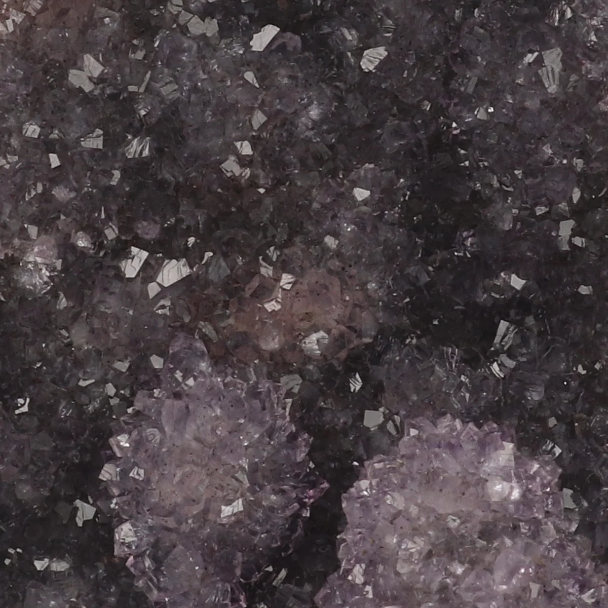 Amethist Cut-Base | Q Extra 2 Amethyst Cut-base from Brazil with item number 22424