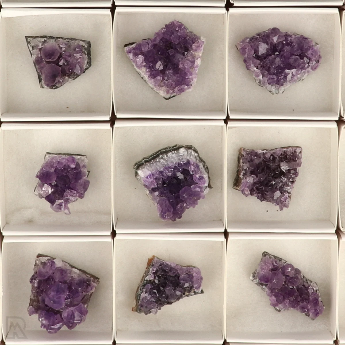 Amethyst Uruguay Verkaufskarton | 35Stück 2 Amethist Uruguay Verkoopdoos | 35st – Bild 2