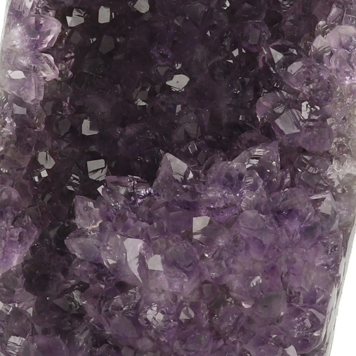 Amethist Cut-Base | Extra 2 Amethist Cut-Base uit Braziliƫ met artikelnummer 22753