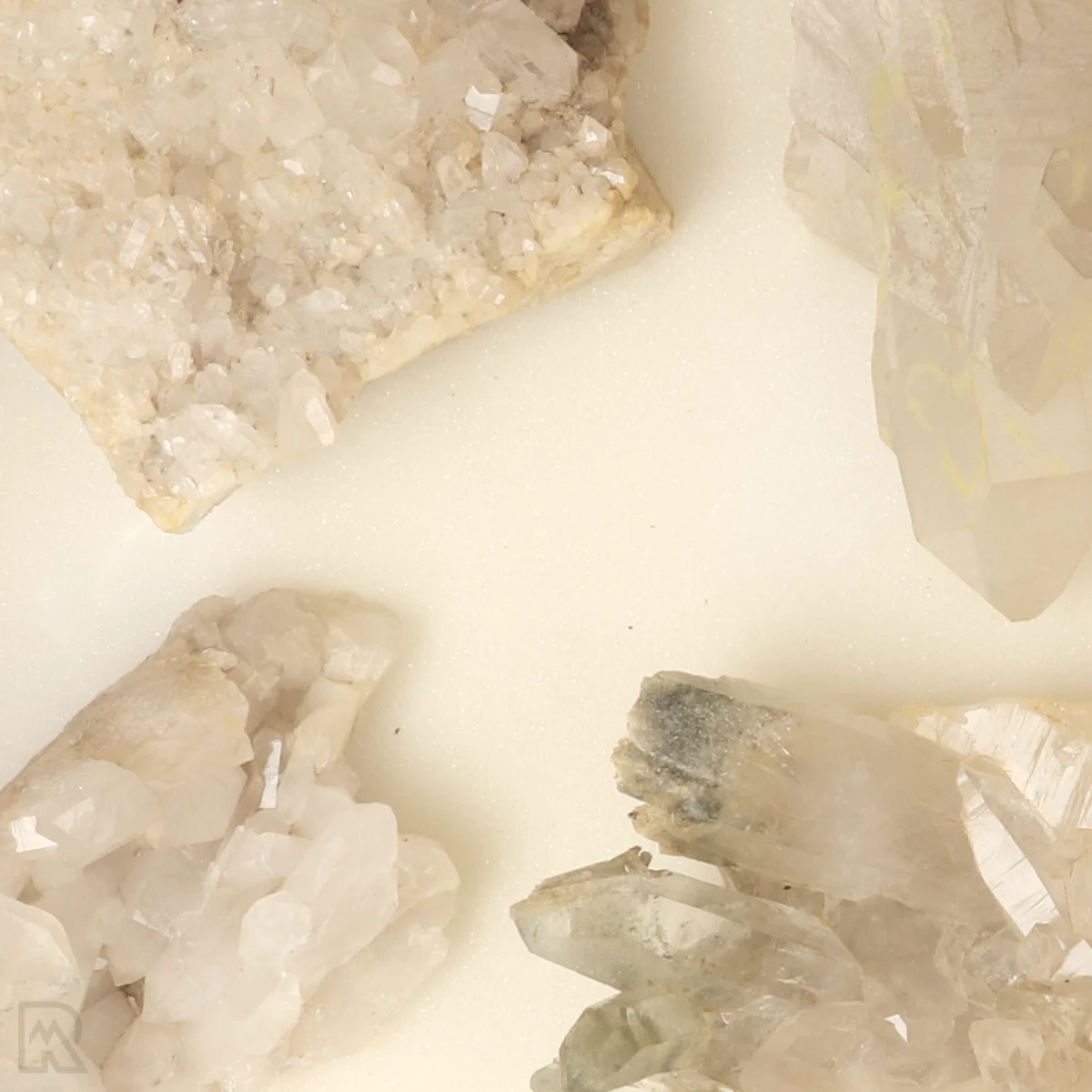 Bergkristal Himalaya - Opruimdoos 2,5 kg 2 Bergkristal Himalaya - Opruimdoos 2,5 kg - Afbeelding 2