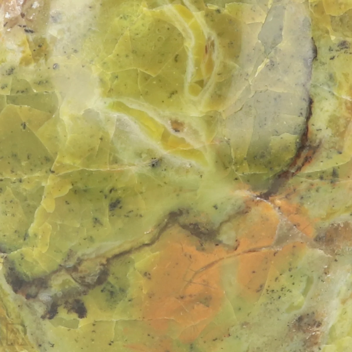 Groene Opaal Sculptuur 2 Groene Opaal Sculptuur uit Madagaskar met artikelnummer 22890