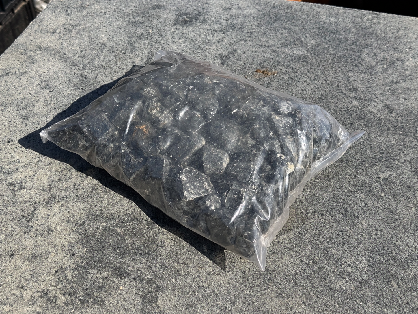 Zwarte Toermalijn | Zak 5 kg 1 Zwarte Toermalijn | Zak 5 kg