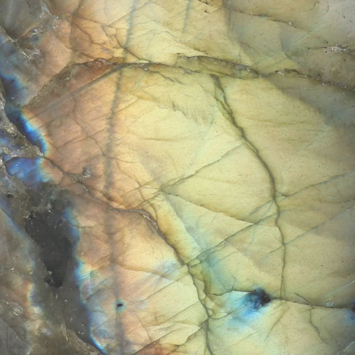 Labradorite Sculpture Extra 2 Labradorite sculpture from Madagascar, item number 23034