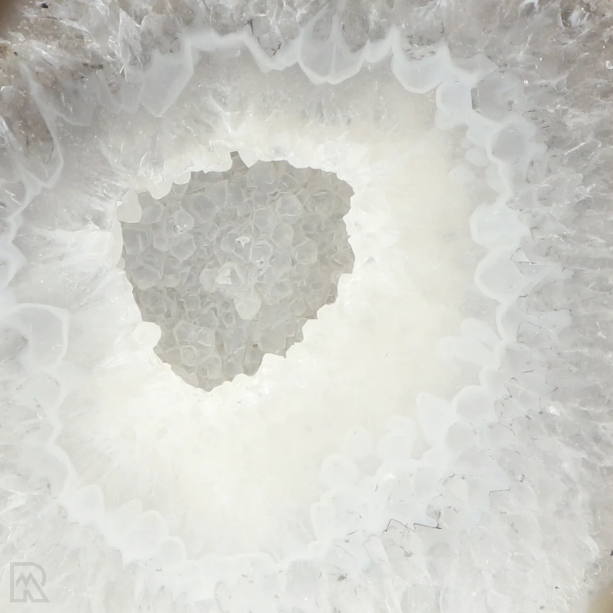Agaat Geode Cut-base | Q.A 2 Agaat Cut-base uit Braziliƫ met artikelnummer 23092