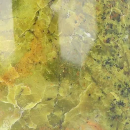 Groene Opaal Sculptuur uit Madagaskar met artikelnummer 23119