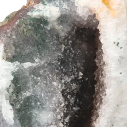 Agaat Druzy Op Standaard uit Brazilië met artikelnummer 23226